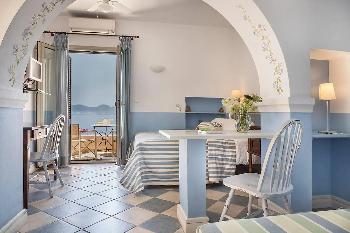 Guest house Roi Boutique Suites Asos