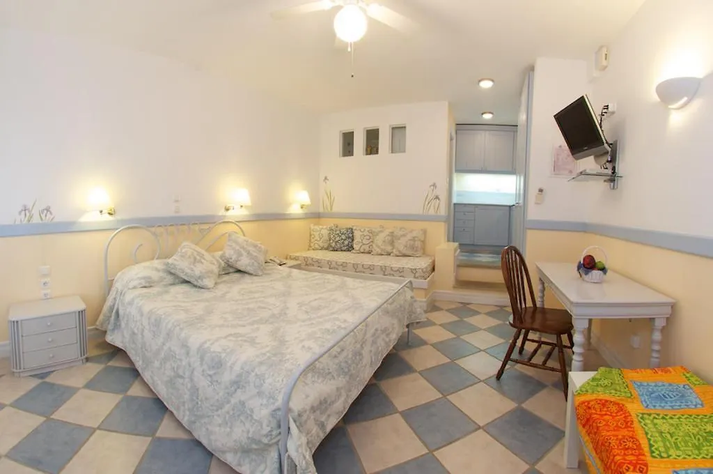 Roi Boutique Suites アソス